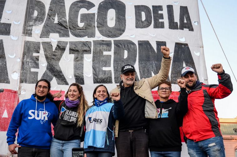 Movimientos de izquierda marcharon en Buenos Aires contra el Gobierno nacional.