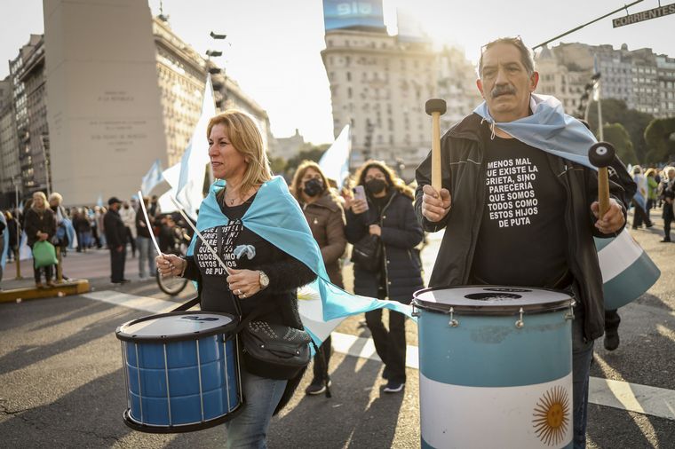 Manifestantes autoconvocados se congregaron en el centro de Buenos Aires.