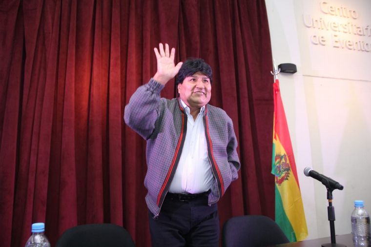 FOTO: Evo Morales respondió a Cadena 3 por el turista argentino fallecido en Bolivia. 
