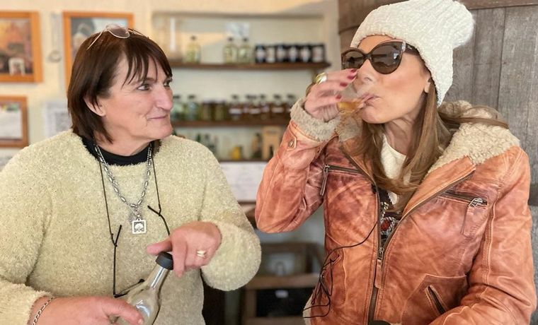 Iliana Calabró en Rosel, una finca familiar para visitar en Colonia Caroya.