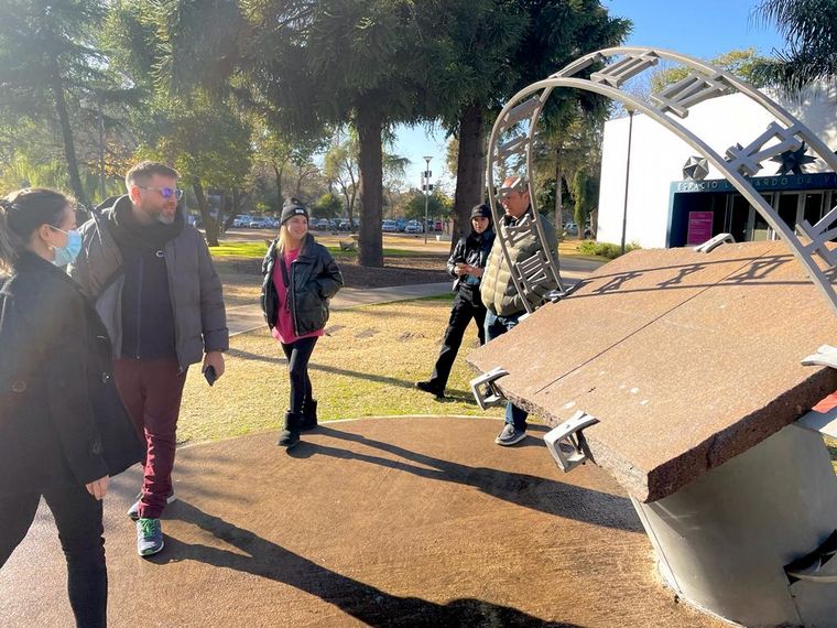 Plaza Cielo Tierra, un lugar para hablar de ciencia desde una perspectiva humanista.