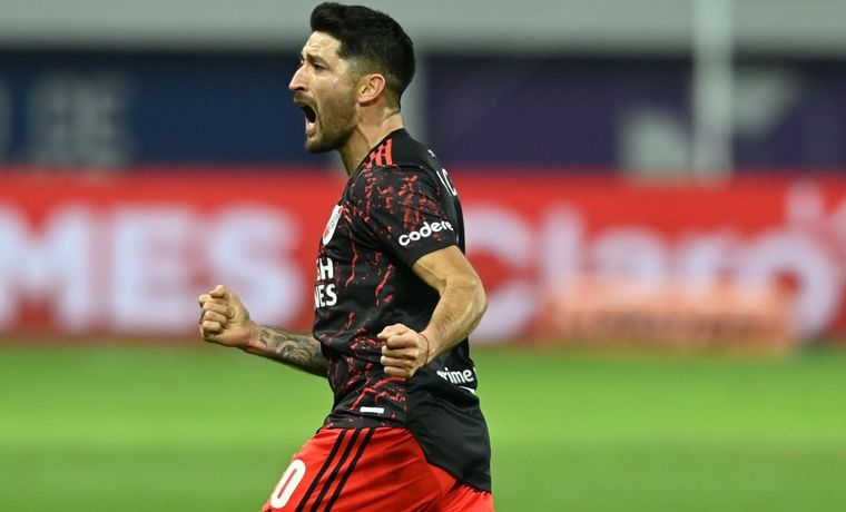 Casco abrió el marcador con un golazo para