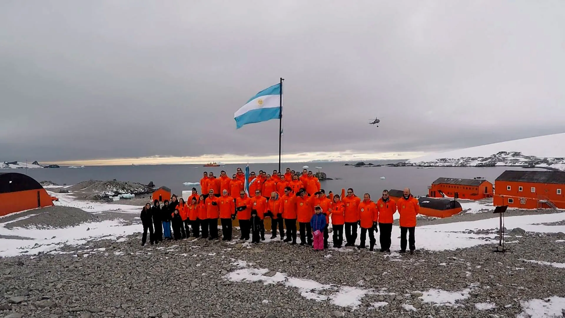 FOTO: El legislador ideó una actividad por año en la Antártida para defender la soberanía.