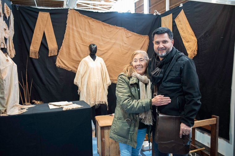 El Festival Nacional del Poncho se llenó de color en la segunda velada.