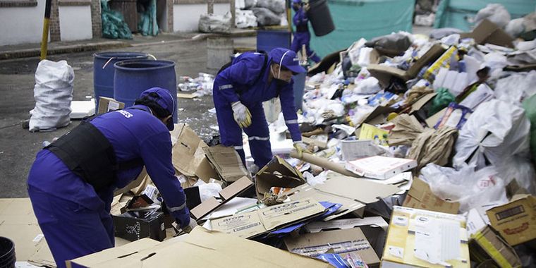 El SBU “garantizaría la canasta básica alimentaria y aportaría a reducir la pobreza”.