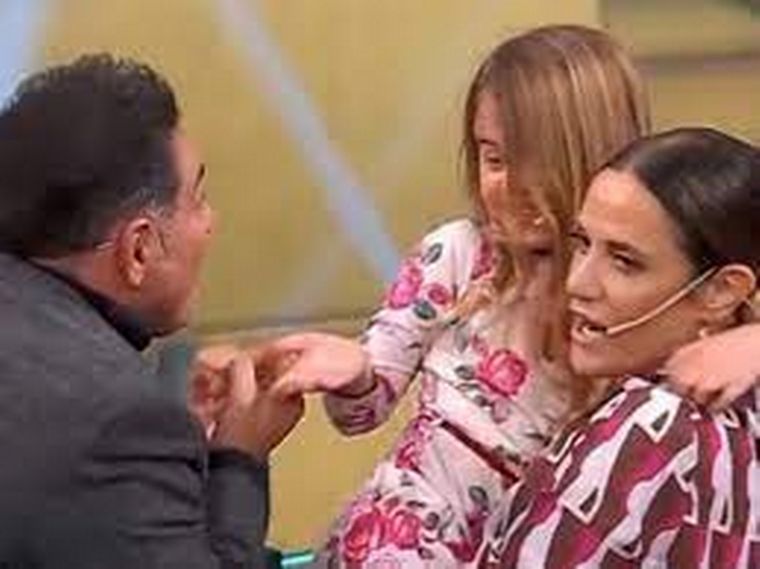 Qué dijo María Fernanda Callejón del incidente con su hija.