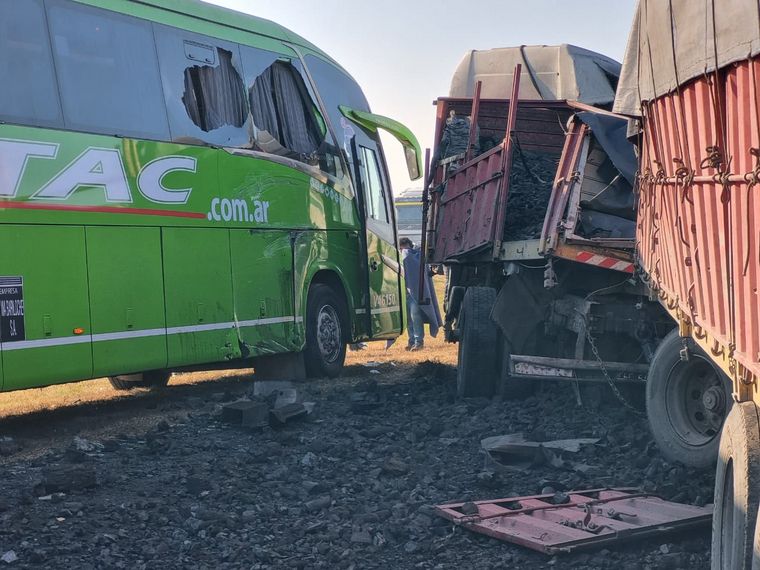 Había niebla y mucho humo en la ruta al momento del accidente en la autopista. 