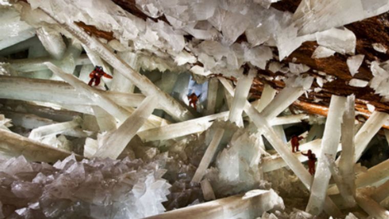 An Underground Crystal Cave That Astonishes The World