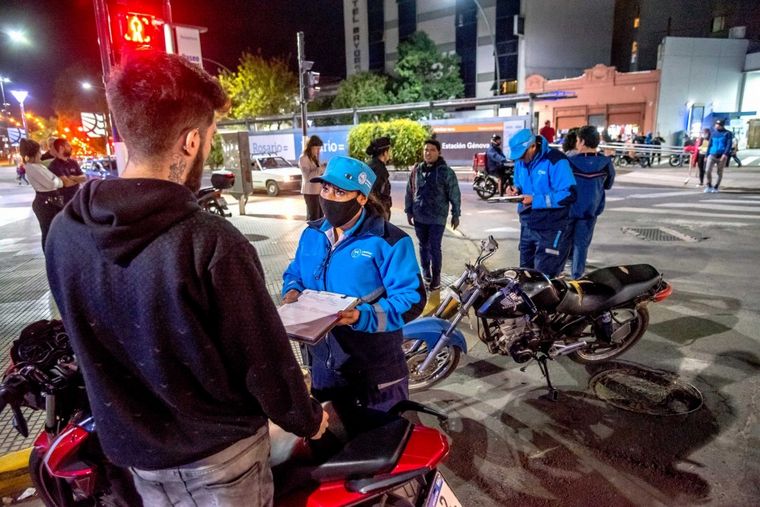 De casi 900 controles solo 10 autos fueron remitidos al corralón municipal de Rosario