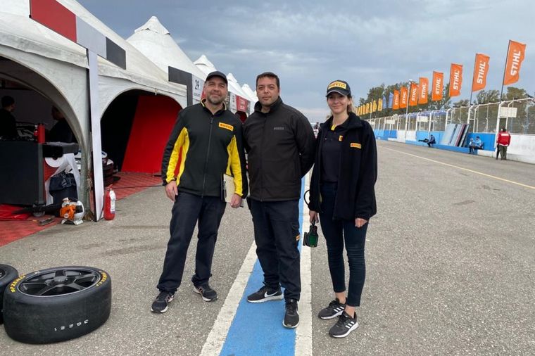 Carlos Rieckmann, Jorge Lazo y Stephanie Maldonado en Rafaela