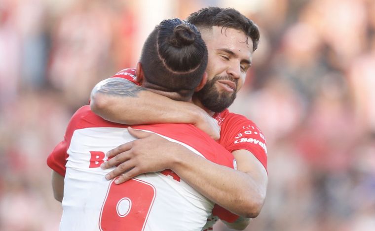 Instituto se impuso por 2-0 ante San Telmo.