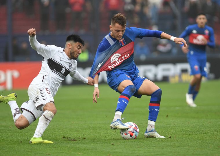 Tigre se impuso con autoridad ante Platense y lo derrotó 3-0.