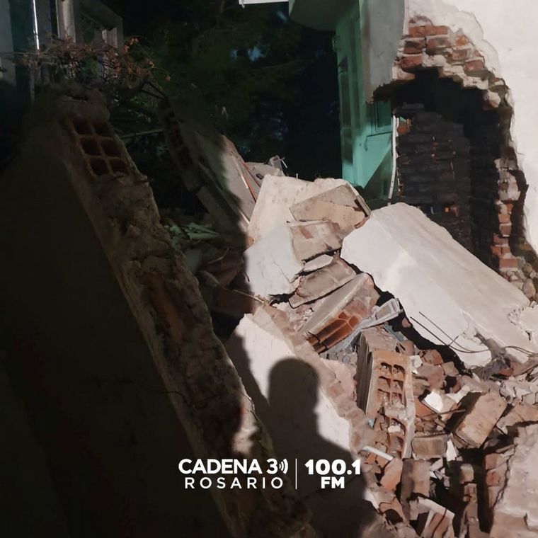 Los rescatistas trababan para encontrar al desaparecido.