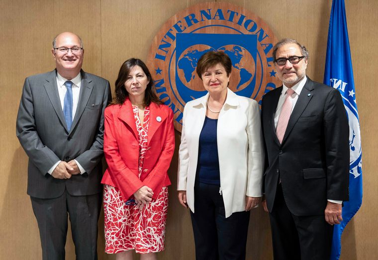 Silvina Batakis, junto a Georgieva en Washington.
