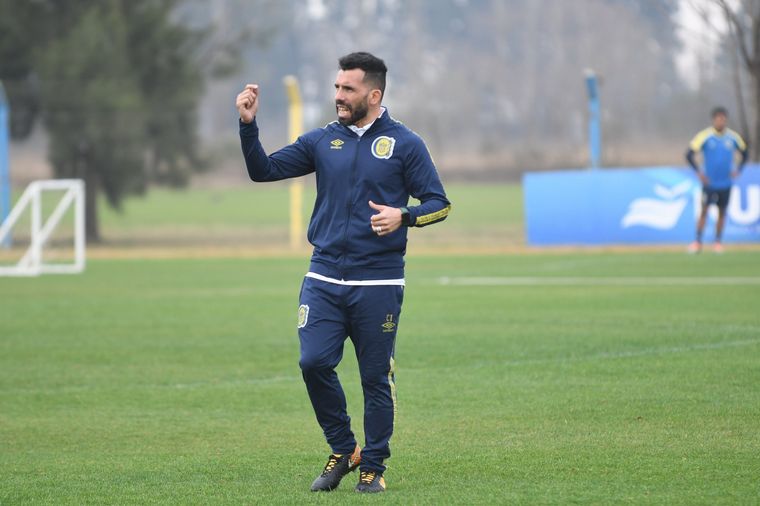 Tevez podría recuperar varios titulares