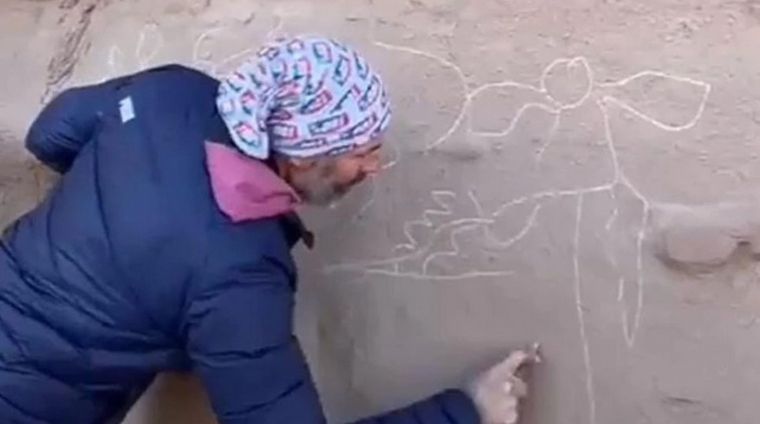 FOTO: Un cordobés vandalizó un patrimonio de la humanidad 