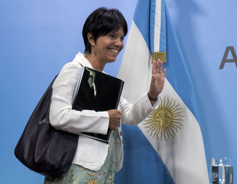 Mercedes Marcó del Pont cambia de área en el Ejecutivo. 