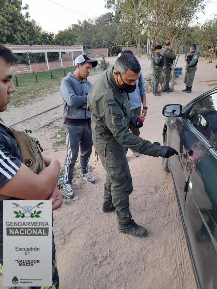 FOTO: Gendarmería secuestró más de 100 kilos de cocaína en seis horas en Salta.