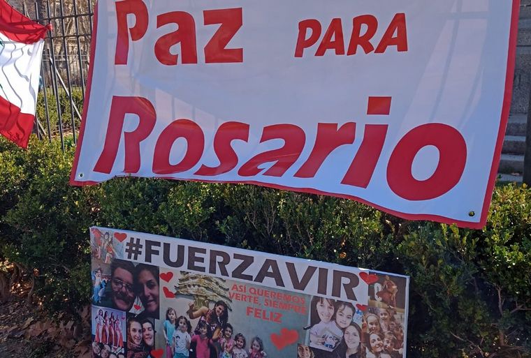 Nueva manifestación por Claudia Deldebbio y Virginia Ferreyra en Rosario. 