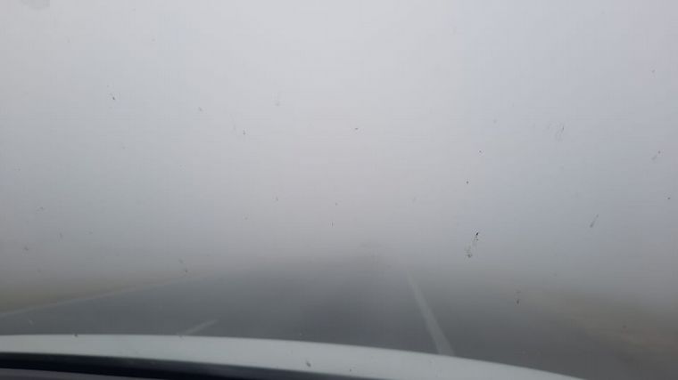 FOTO: La visibilidad en la autopista Rosario-Buenos Aires es muy reducida.