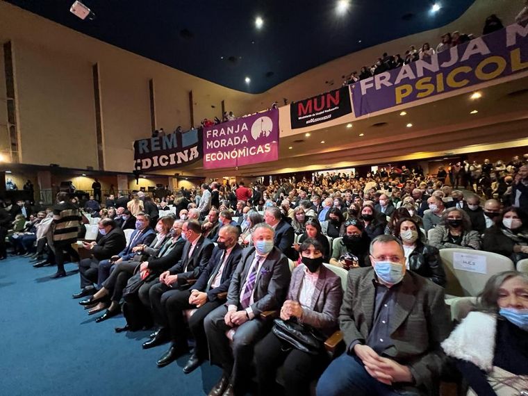 Jhon Boretto asumió como rector de la UNC.