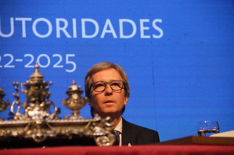 Jhon Boretto asumió como rector de la UNC.