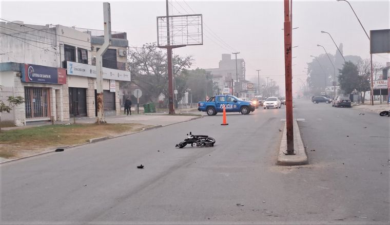 FOTO: Dos motos choraron en la ruta provincial 21, en Villa Gobernador Gálvez. 