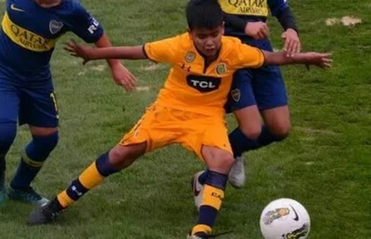 FOTO: El chico de 13 años asesinado este lunes jugaba en inferiores de Rosario Central.