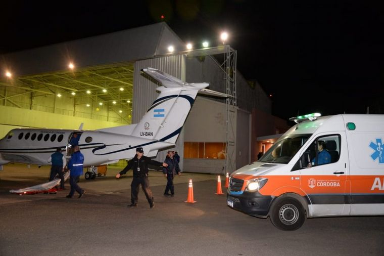 FOTO: Córdoba trasladará a Mía desde Perú en el avión sanitario provincial.