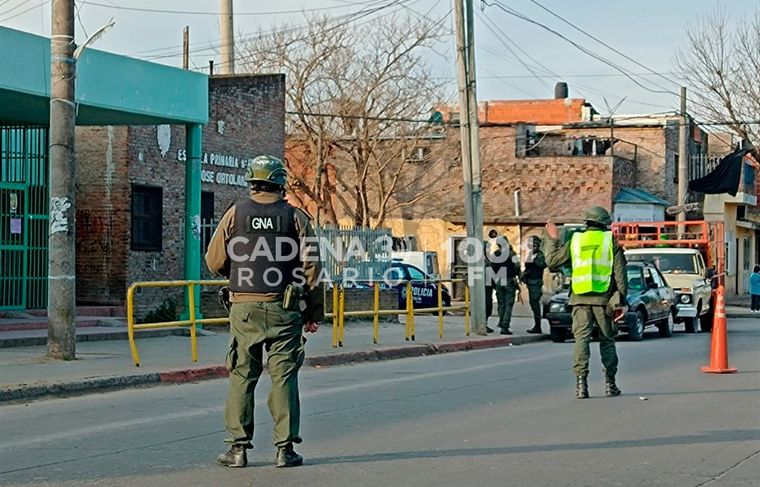 Tiroteo frente a jardín de infantes: hallaron 9 vainas servidas. 