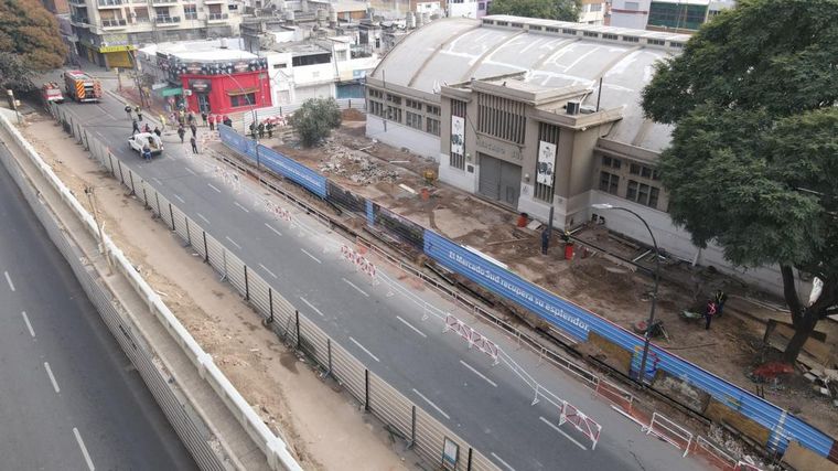 Evacuación masiva en el Mercado Sud por un caño de gas roto