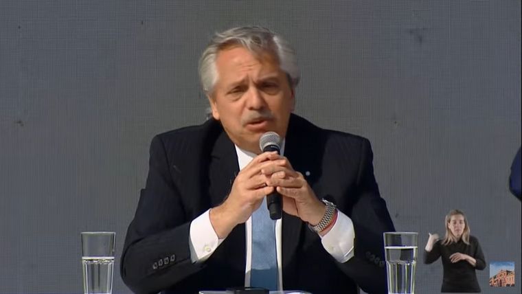 Alberto Fernández encabeza un acto junto a Kicillof en Lomas de Zamora.