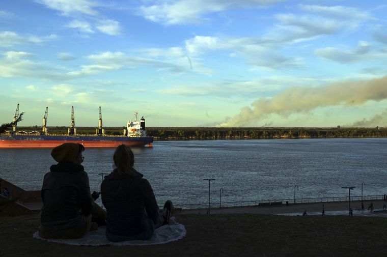 Rabbia y Lewandoski ofrecieron recursos al fiscal Kishimoto para detectar incendios. 