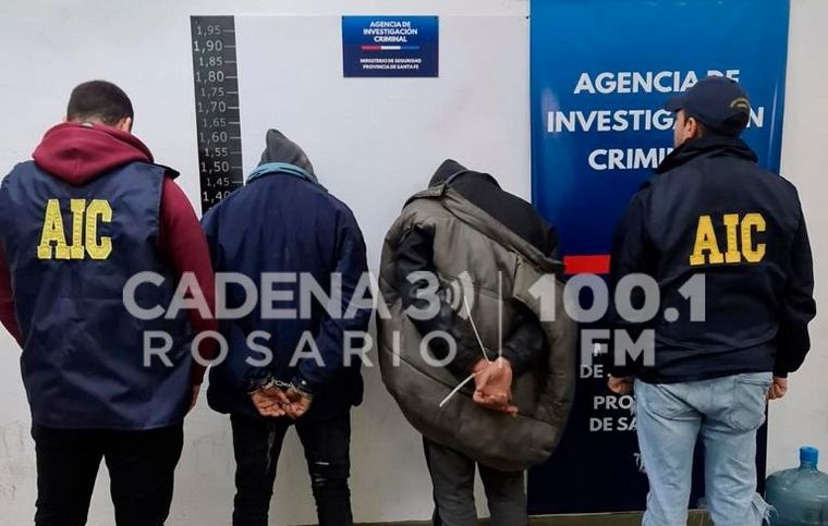 FOTO: Dos detenidos por el asesinato de dos jóvenes con sello mafioso en el Gran Rosario. 