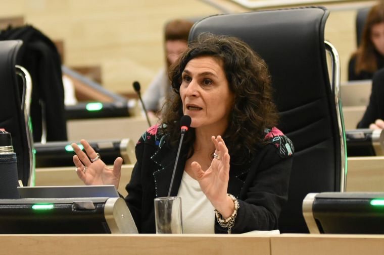 “Nos genera muchas dudas que dependa directamente del intendente”, dijo López.