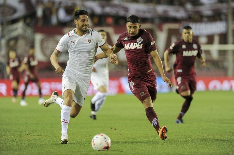 FOTO: Independiente rescató un punto en su visita a Lanús.