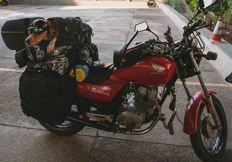FOTO: La moto que utiliza Matías, que era propiedad de su abuelo.