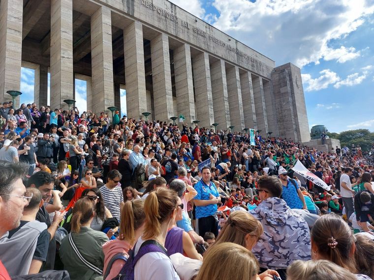 Del evento participaron chicas y chicos de las categorías mini, pre mini y sub 13. 