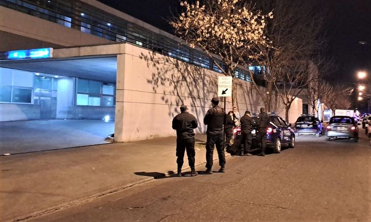 La joven asesinada ingresó muerta al Hospital de Emergencias Clemente Álvarez.