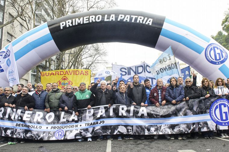 Los dirigentes sindicales hicieron una demostración de fuerza en Capital Federal.