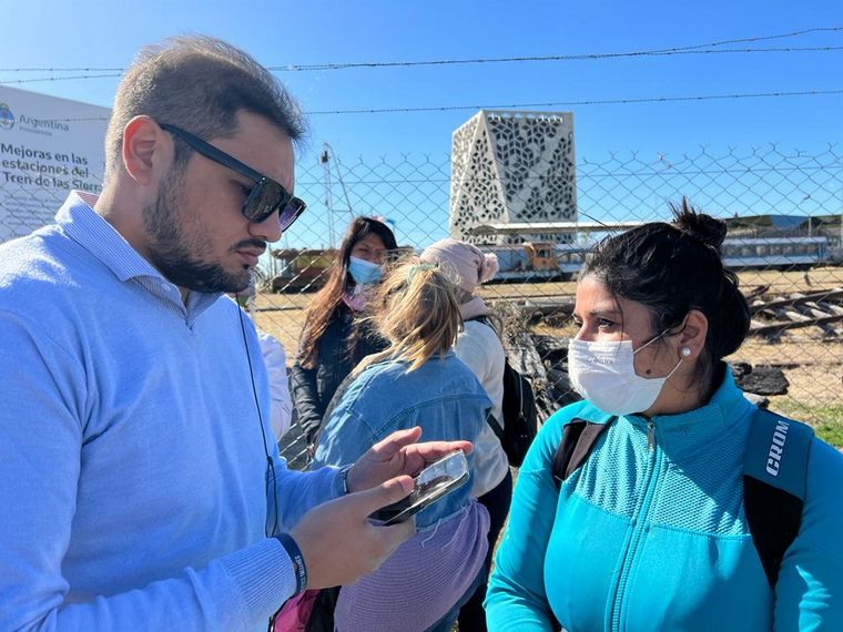 Córdoba: familiares de bebés fallecidos en el Neonatal reclaman en el Centro Cívico.