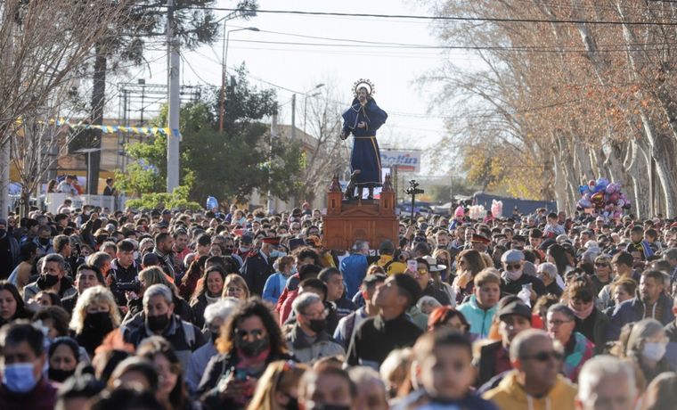 Una multitud expresó su fe en el norte cordobés.