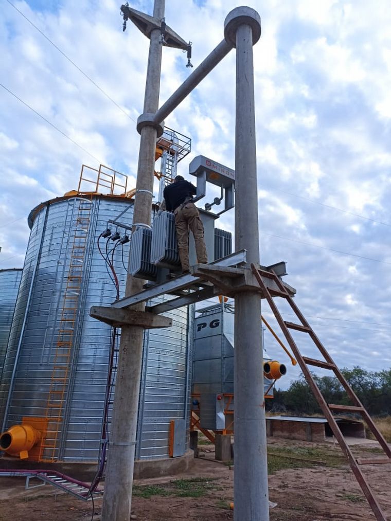 A la espera de la luz. El servicio debería haber sido habilitado hace dos meses.