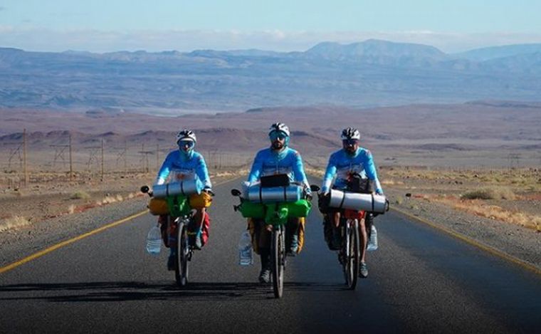 Cordobeses viajan a qatar en bici