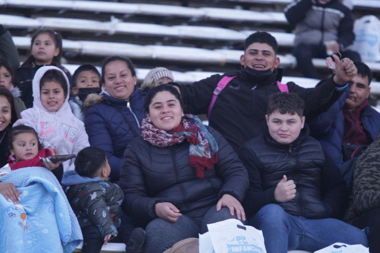 Una gran fiesta se vivió desde muy temprano en el Kempes por el Día de las Infancias.