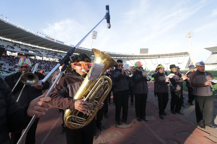 Una gran fiesta se vivió desde muy temprano en el Kempes por el Día de las Infancias.