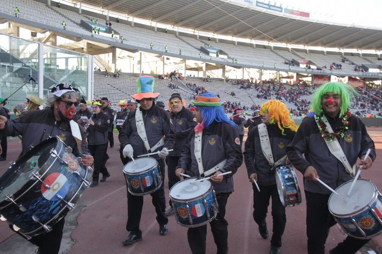 Una gran fiesta se vivió desde muy temprano en el Kempes por el Día de las Infancias.