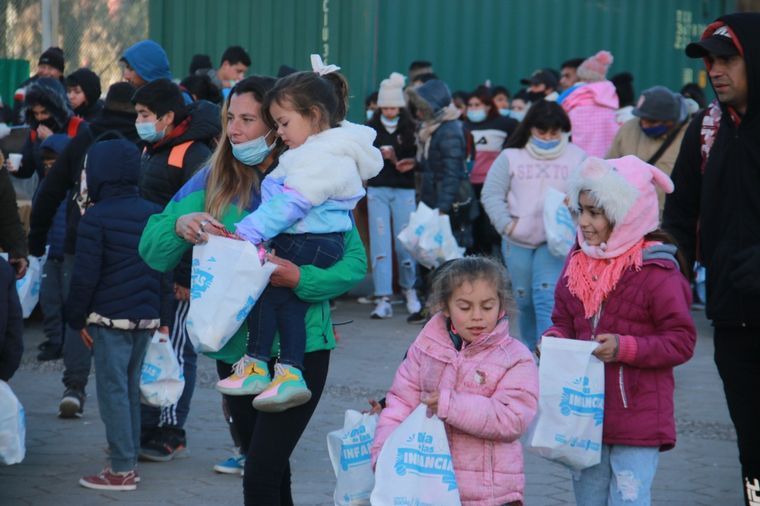 Una gran fiesta se vivió desde muy temprano en el Kempes por el Día de las Infancias.