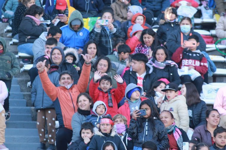Una gran fiesta se vivió desde muy temprano en el Kempes por el Día de las Infancias.