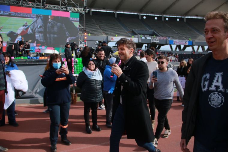 FOTO: Axel cantó y emocionó a todo el público en el estadio Kempes.